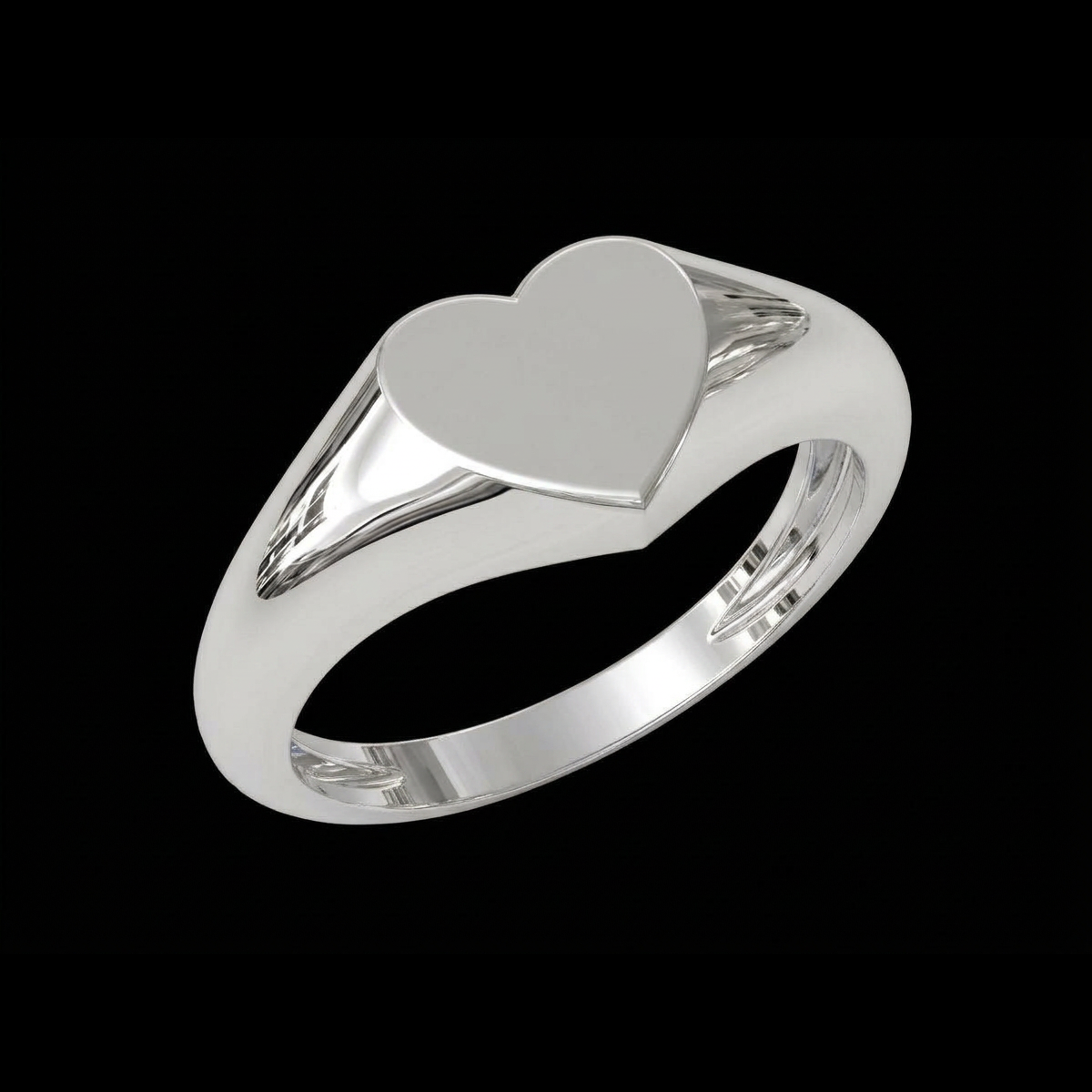 Split Shoulder Heart Signet Ring